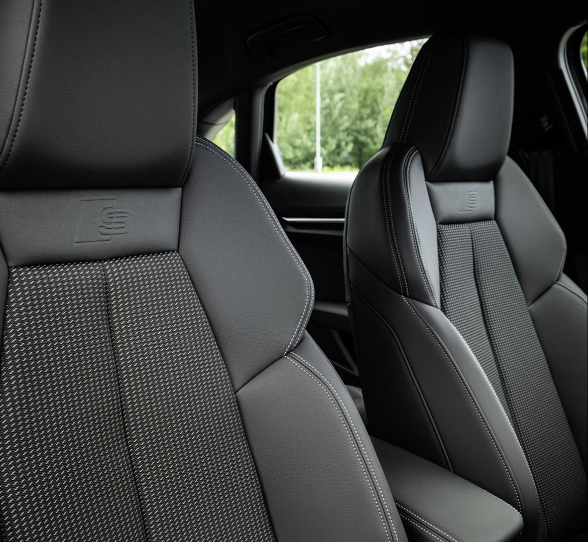 Subpage Details Top Second Image Detailing service | Autocentrum Klundert