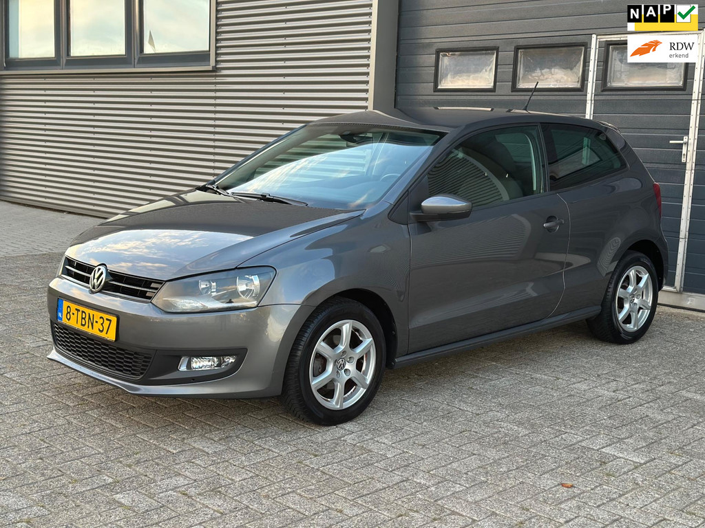 Volkswagen Polo 1.2 TSI Edition+ DSG AUTOMAAT - PDC - NWE APK - DEALER ONDERHOUDEN!! 47575492-0.jpg | Autocentrum Klundert