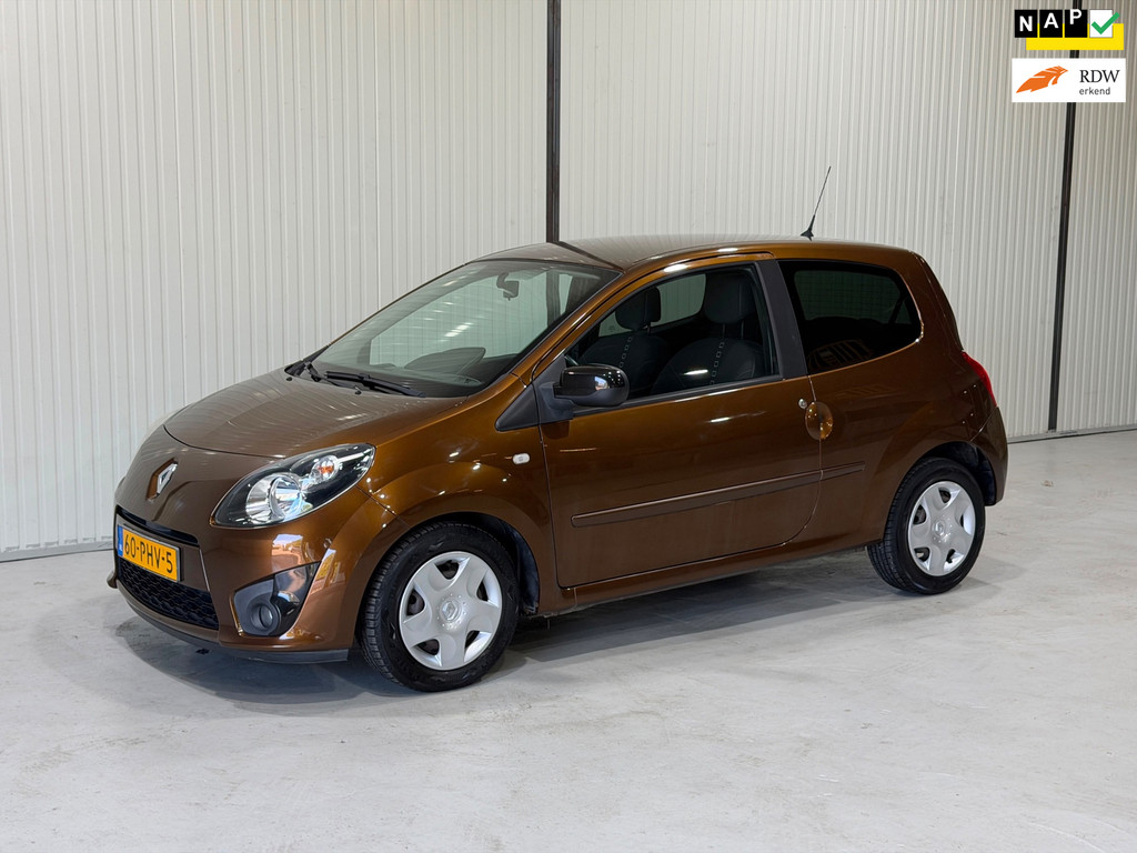 Renault Twingo 1.2-16V Dynamique AIRCO - NWE APK - NETTE STAAT! 55075450-0.jpg | Autocentrum Klundert